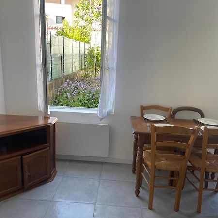 Maison Totalement Renovee Ла Рошел Екстериор снимка